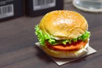 Geblokkeerd: Sesam hamburger bun 12cm